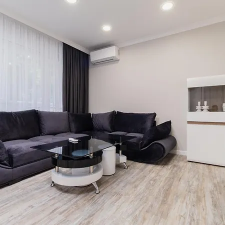 Gorgeous 2-bedroom